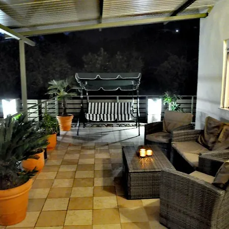 Green House Holiday home *